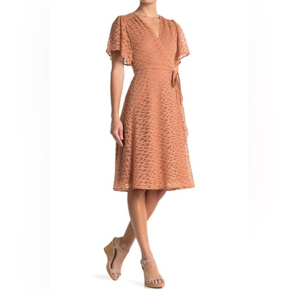 FRNCH Ecru lace flutter sleeve wrap dress size M. - Picture 1 of 14